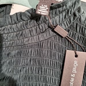 Cable and Guage Women's Stretchy Blouse